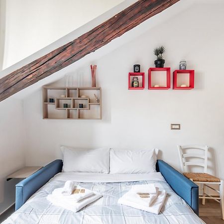 Piazza Castello Central Studio Турин Экстерьер фото