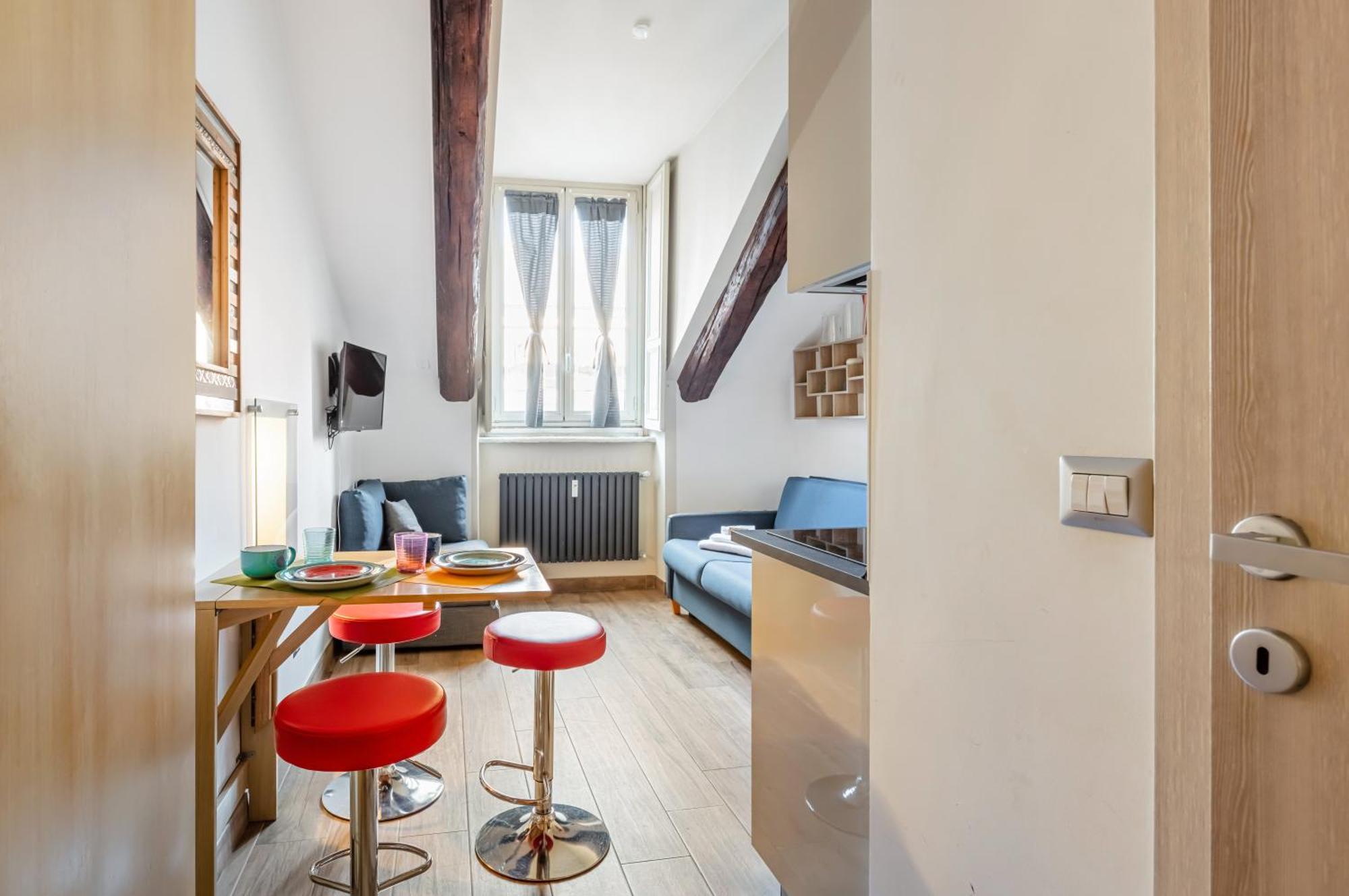 Piazza Castello Central Studio Турин Экстерьер фото